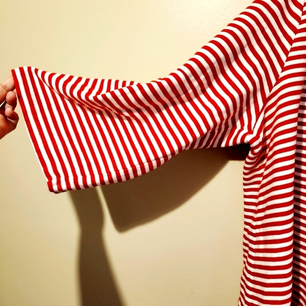 *3 for $30* In Every Story Red and White Stripped Kit Top - Picture 3 of 6